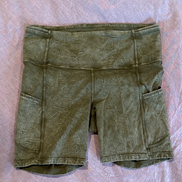 Lululemon Fast and Free High Rise Short - Picture 3 of 4